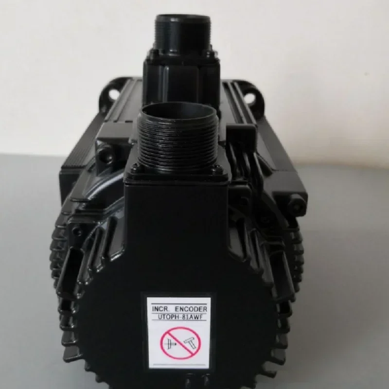 Бесплатная доставка новый в коробке серводвигатель Yaskawa SGMG-13A2ABC переменного тока