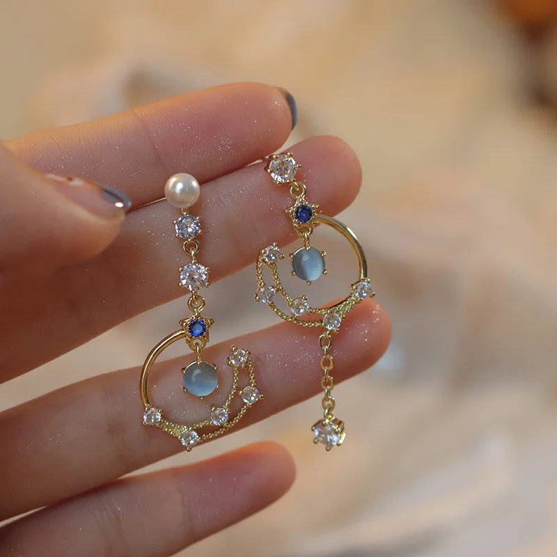 

Korean Shiny Zircon Pearl Moon Asymmetric Earrings For Women Fashion Exquisite Blue Water Drop Earring Wedding Jewelry Gifts