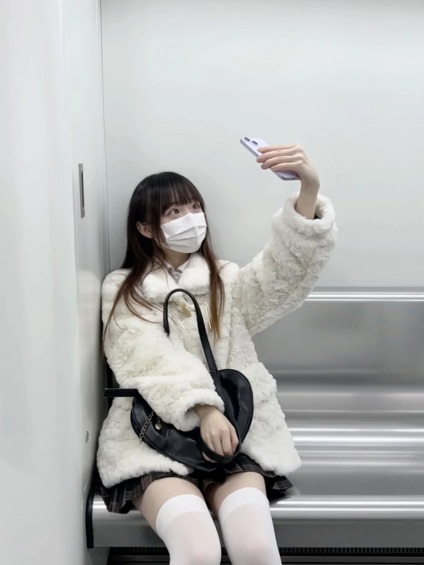 Рисунок 3 - 2023 зимняя женская одежда из овечьей шерсти