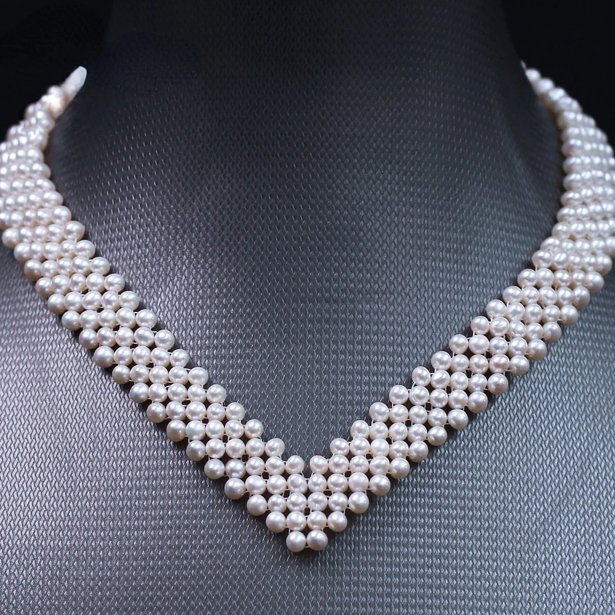 

Lacey fine freshwater pearl choker necklace,muiltlaye pearl vintage necklace for women Small Pearl Jewelry clavicle necklace