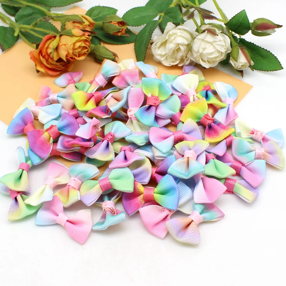 

Миниатюрные атласные банты 30 шт.