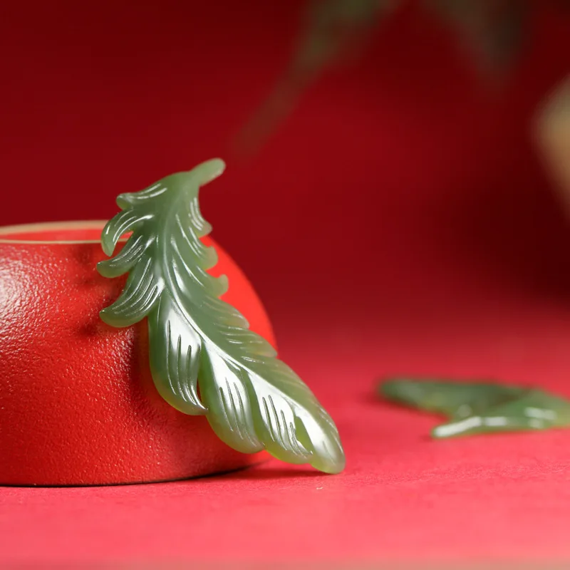 

Natural hetian jade feather temperament DIY real jade pendant earring jade accessories septa scattered beads for women