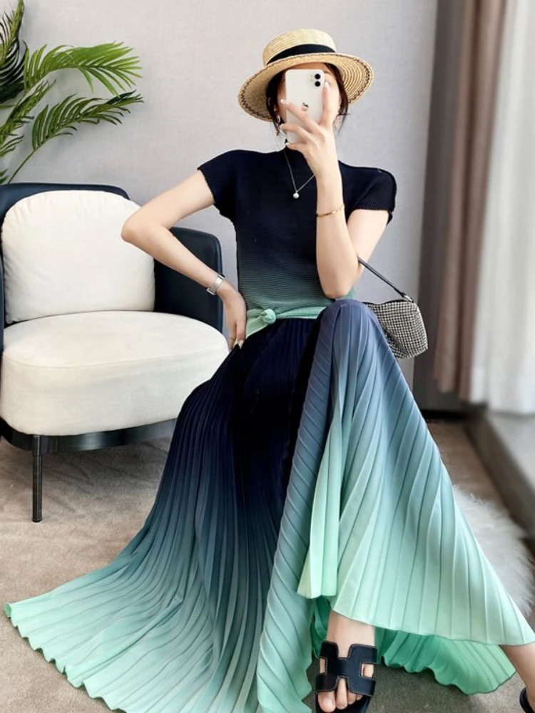 

Женский комплект из 2 предметов, элегантный комплект из топа и полуюбки с градиентом, одежда в Корейском стиле, уличная одежда на лето