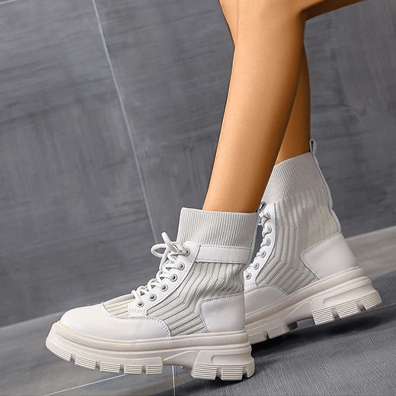 

Новые женские короткие ботинки, женские модные ботинки на платформе и квадратном каблуке, ботинки на шнуровке, женская вязаная обувь из мик...