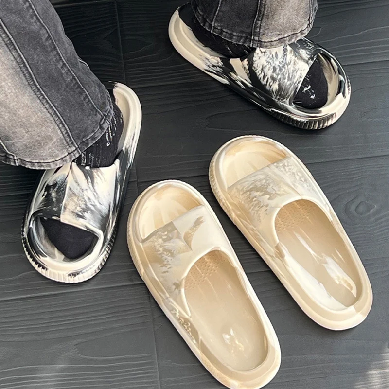 Тапочки женские на толстой подошве уличные шлепанцы платформе разные цвета