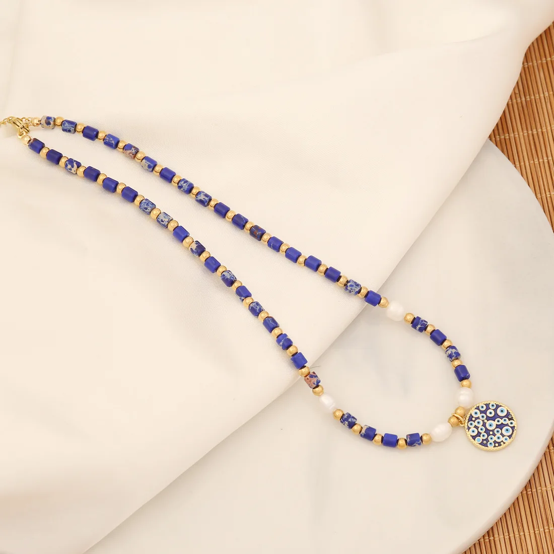 

Fashion New Creative Design Fashion Natural Stone Round Evil Eye Charm Pendant Necklace for Women Charm Daily Jewelry