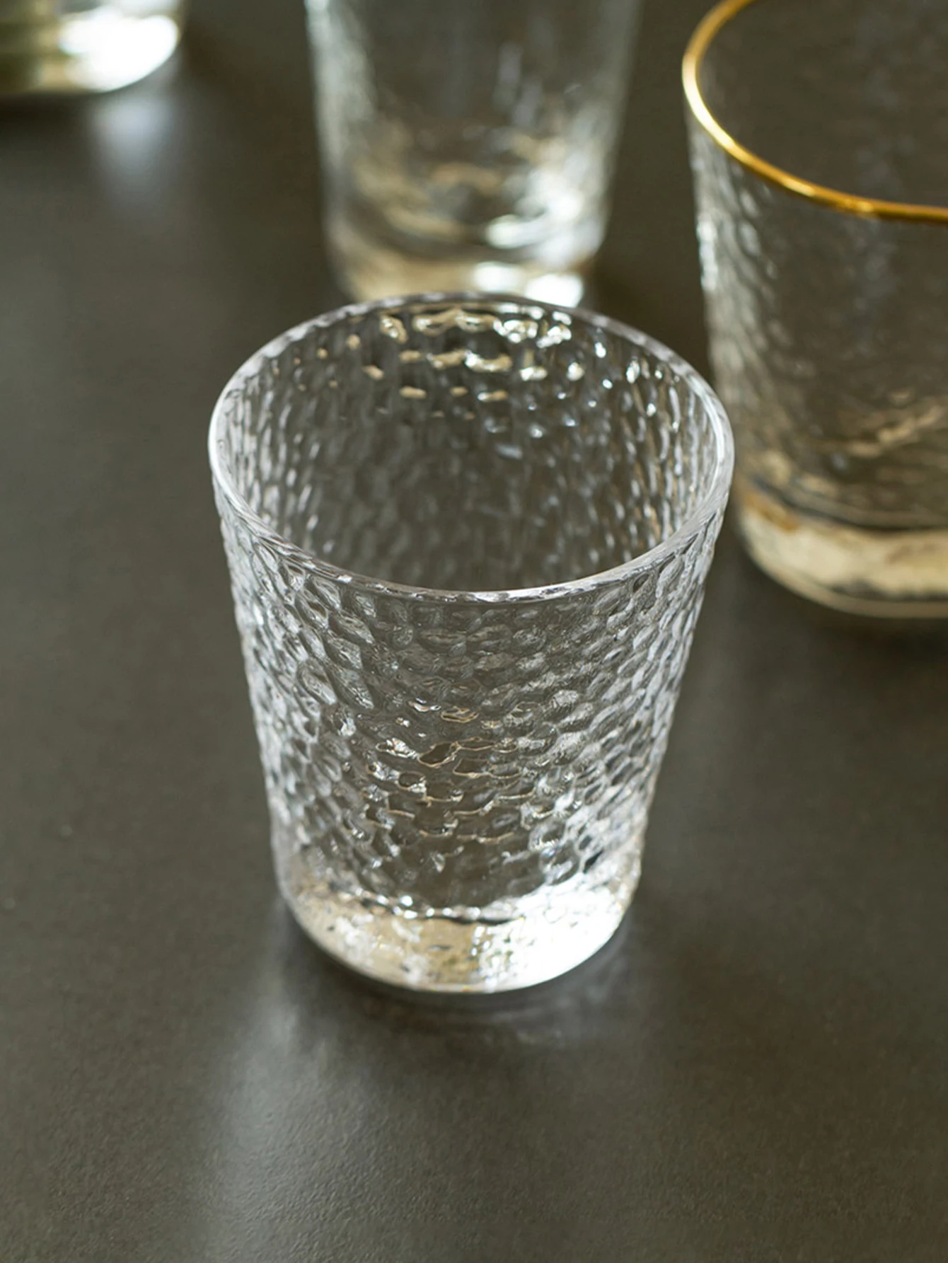 Стеклянный Стакан KLP С Молотковым Узором - Прочная Термостойкая Чаша Для