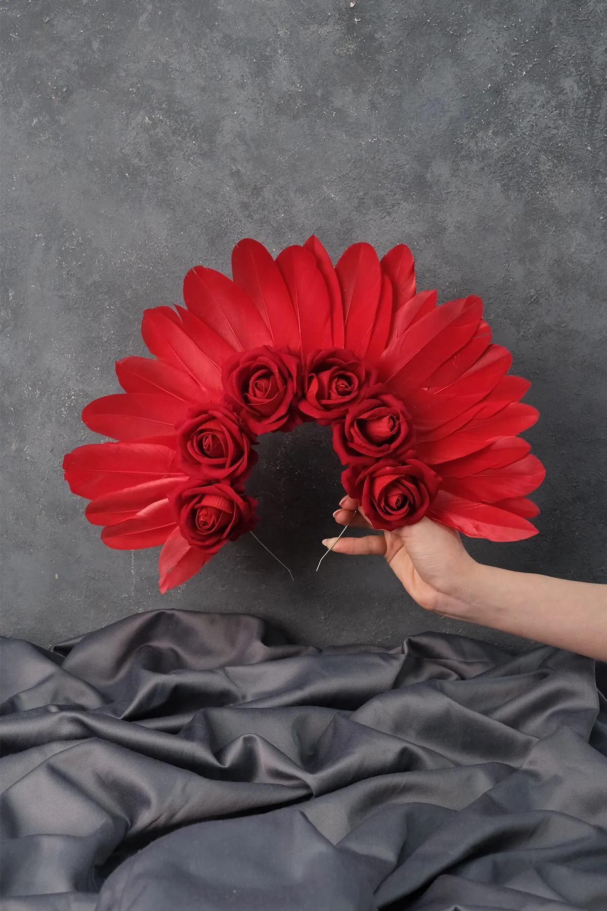 

Бархатная розовая перьевая Свадебная Корона из хны специального дизайна