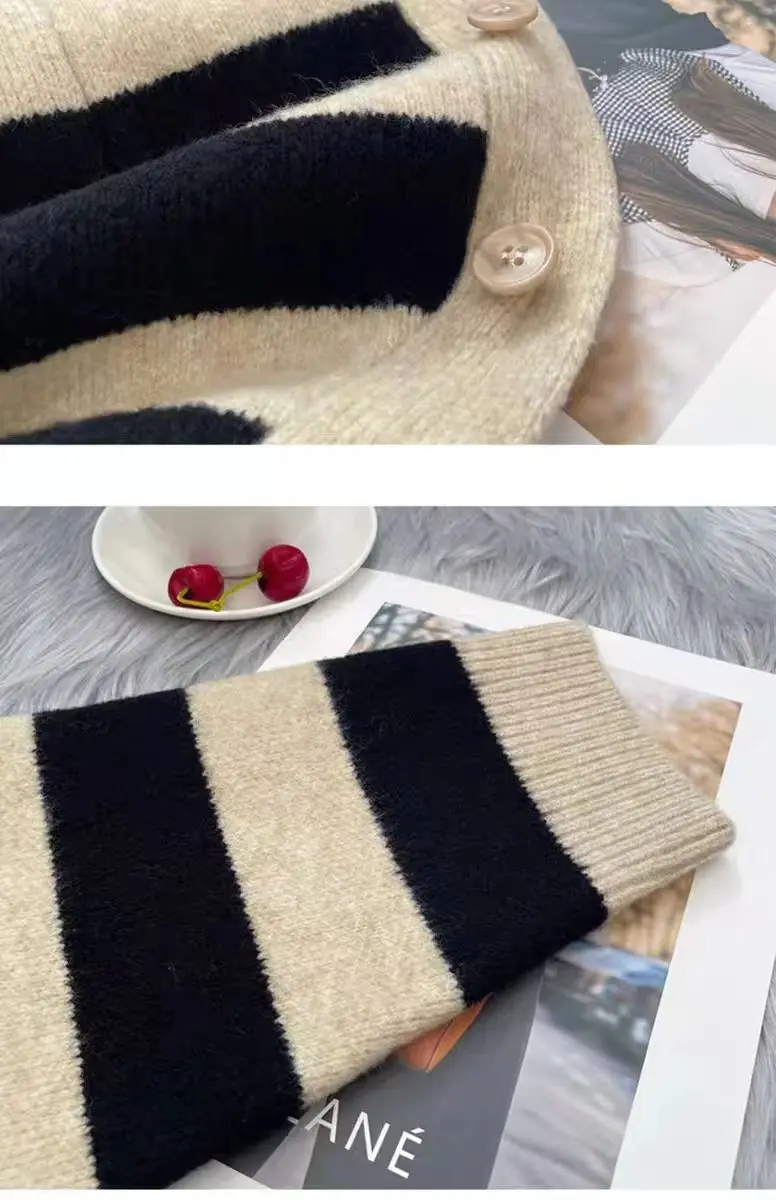 Женский осенне-зимний вязаный свитер в полоску