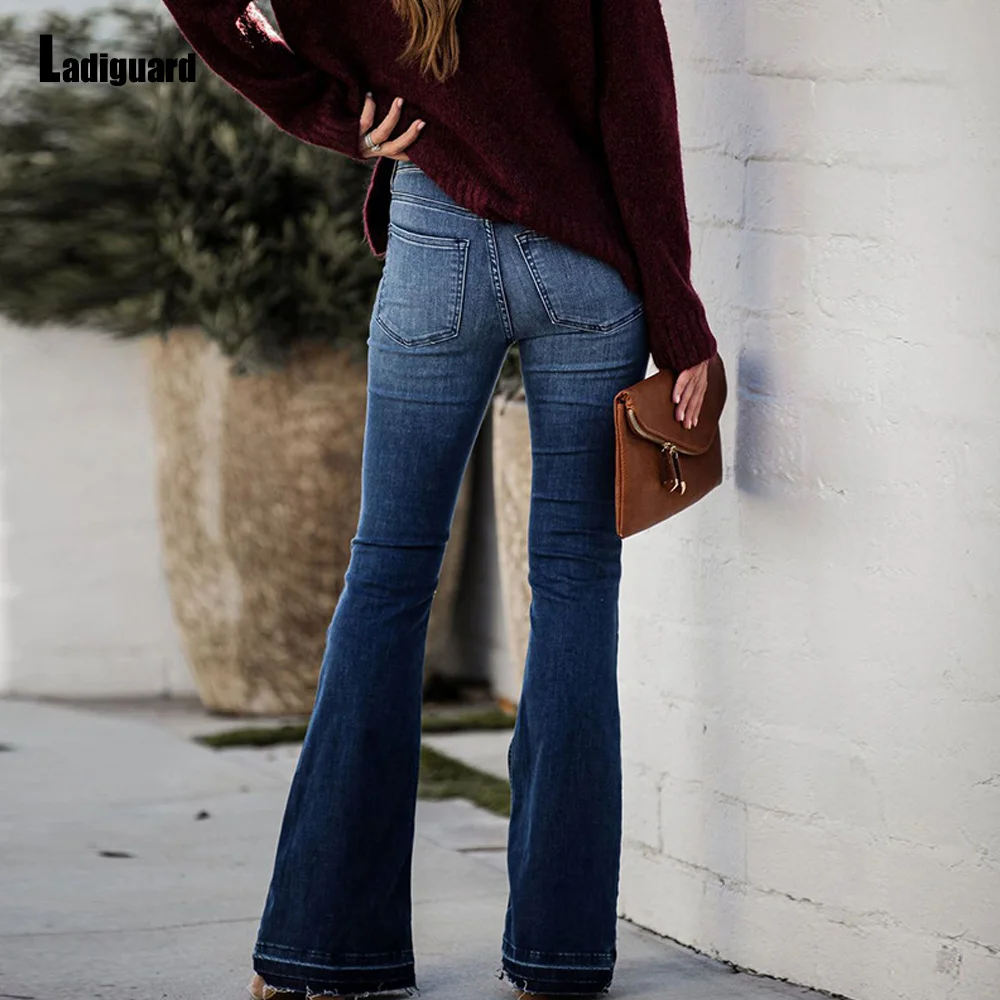 Рисунок 6 - Женские рваные джинсовые брюки Ladiguard