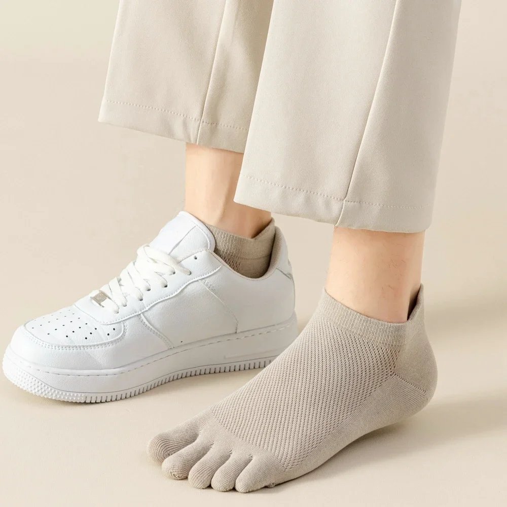 Носки мужские с отдельными пальцами летние сетчатые до щиколотки низким вырезом