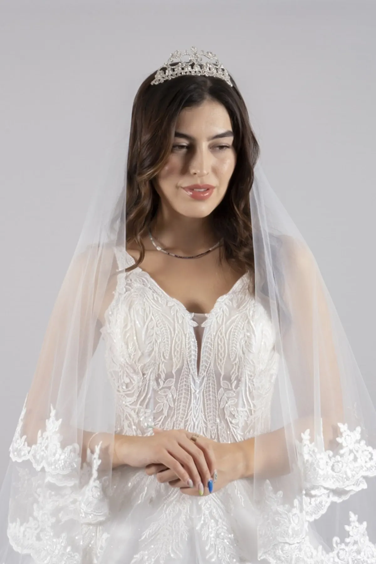 

Bridal Accessories 2 Layers French Lace Quality Silk Tulle Wedding Veil Bottom Floor 120Cm Top Floor 70Cm For Wedding