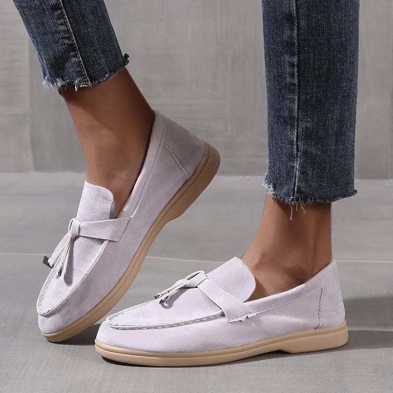 2023 Women's Flats Shoes Suede Comfortable Round Toe Metal Lock Decorative Casual Shoes Classic Lightweight  Loafers Shoes