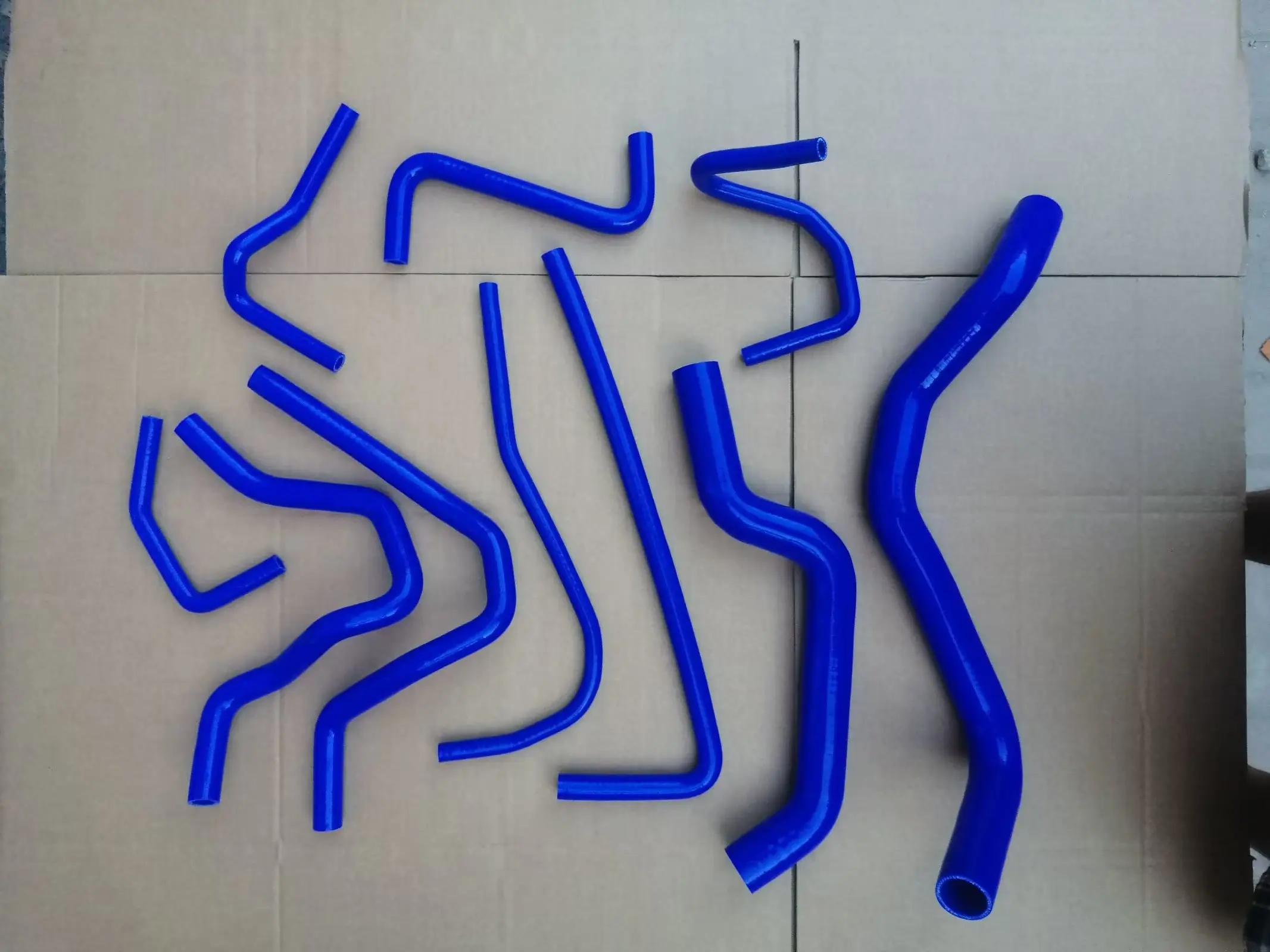 

Силиконовый шланг радиатора охлаждающей жидкости для Mitsubishi 3000GT Dodge Stealth 3,0 л V6 1991-1999