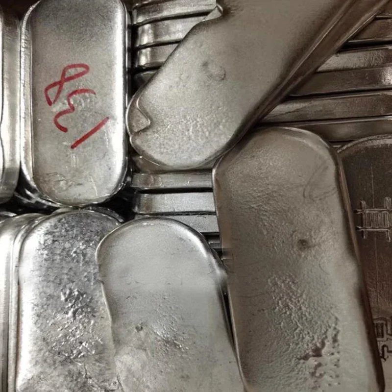 Слиток из оловянного сплава 47 58 70 80 90 92 95 100 110 125 138 152 180 199 217 243 градусов низкая