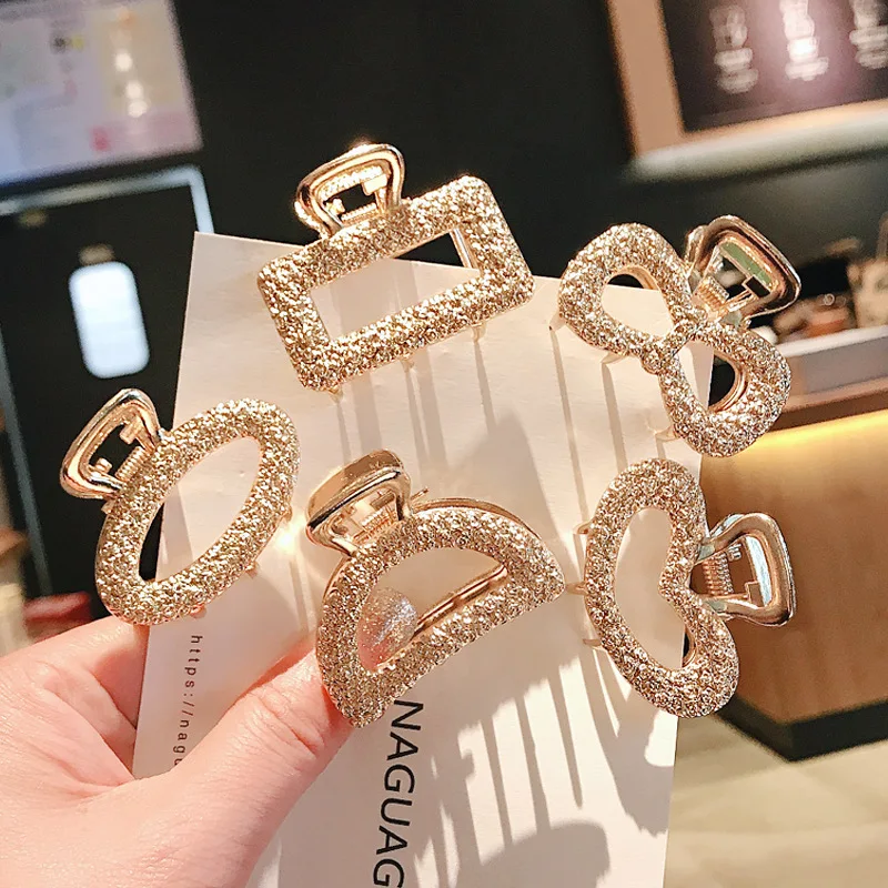 

The New Korean Version of Elegant Women's Hair Clip Geometric Shark Clip Back Head Grab Clip Hair Clip Women's Hair Accessories
