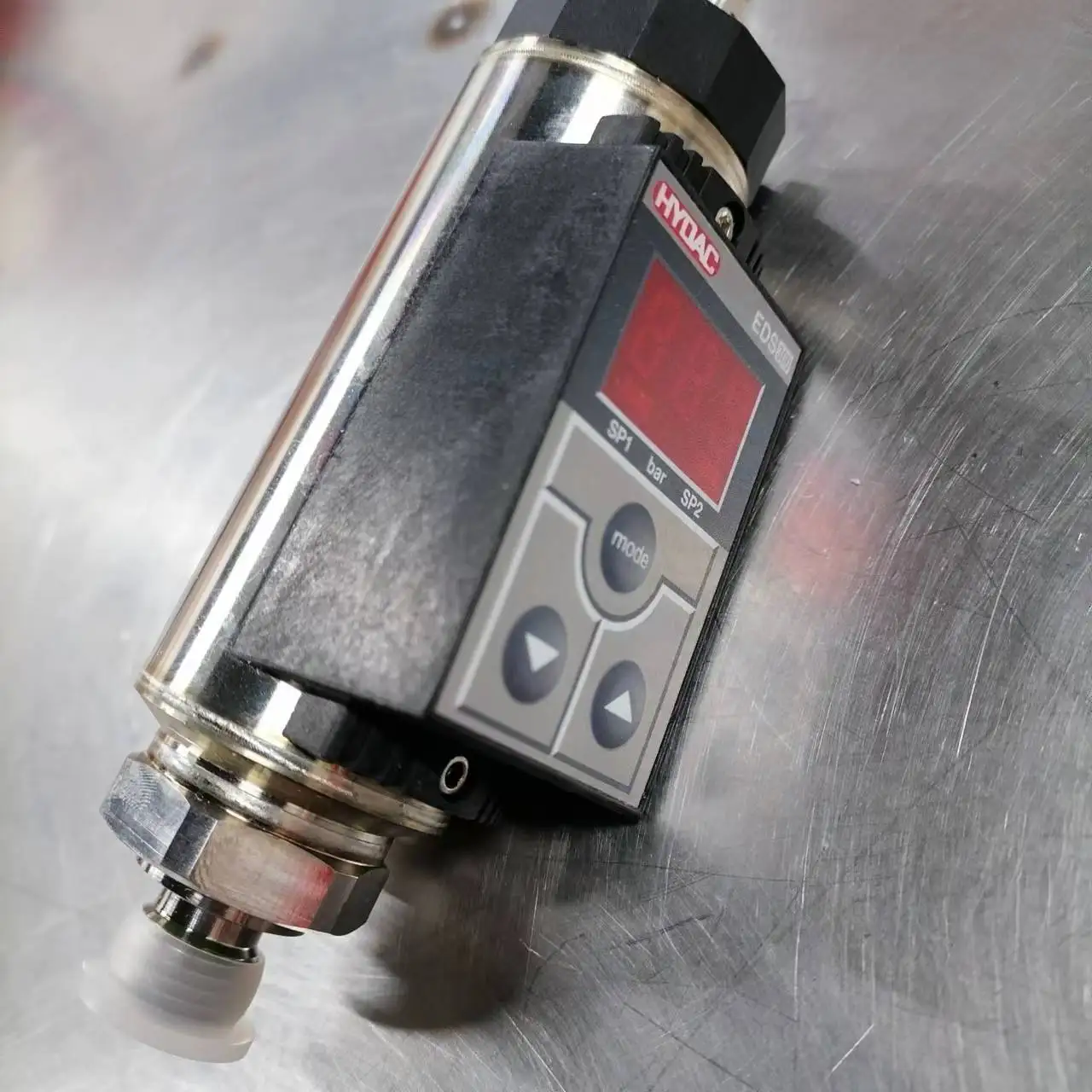 EDS344-2-250-000 Saklar Tekanan Tinggi Hidrolik HYDAC Asli