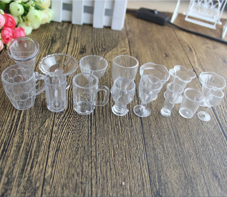 

50pcs/lot Cartoon Cute Mini Cups 2-4cm Kids Pretending Toys Birthday Gift