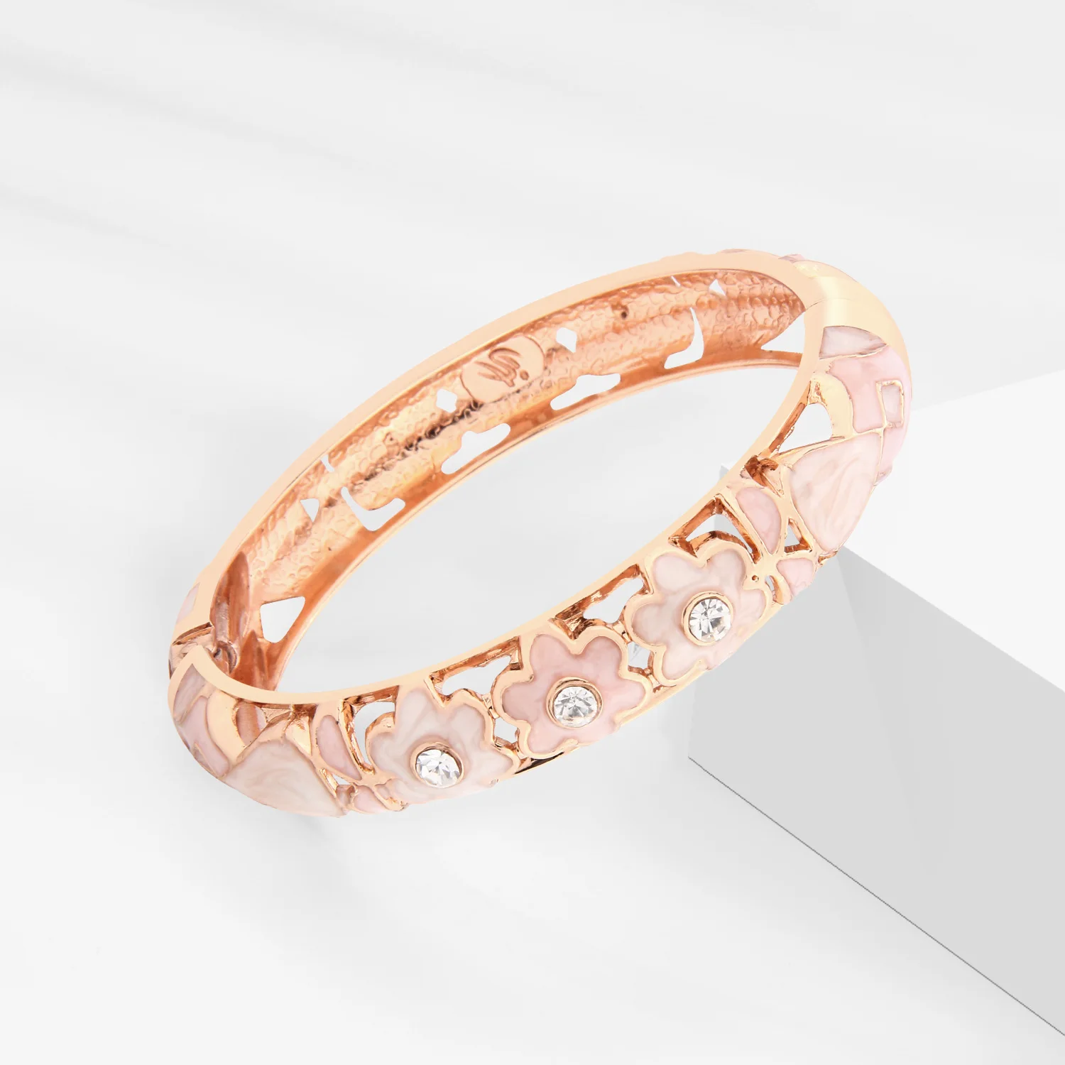 Полые браслеты для женщин эмалированные перегородчатый женский браслет розовый