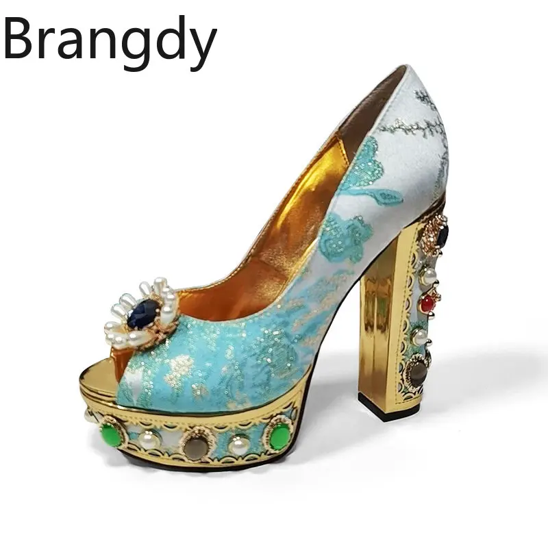

Модные темпераментные сексуальные туфли, женская обувь с жемчугом, необычный стиль, Декор, туфли с открытым носком, летние роскошные сандалии на высоком каблуке