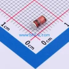 

(50 шт.) 100% Новый чипсет Женский, SL1045,RLST236A124V,ULBF810, ZM4732A-GS08