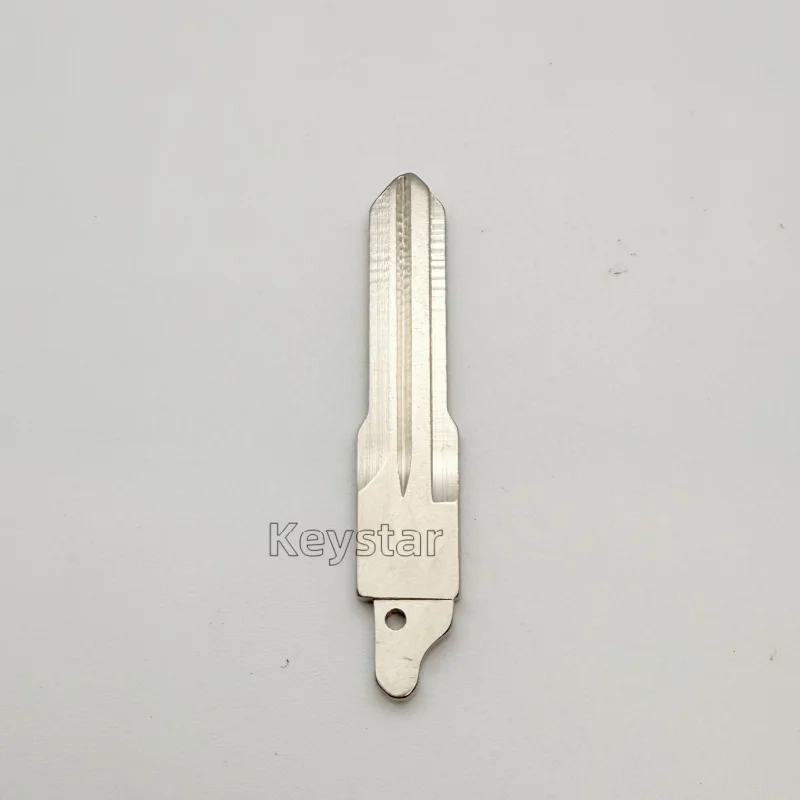 Фото Autokeystar 10 шт./лот HU136 оригинальный автомобильный откидной ключ лезвие складной откидной пульт дистанционного ключа с отверстием для Renault Logan Oroch Blade №4