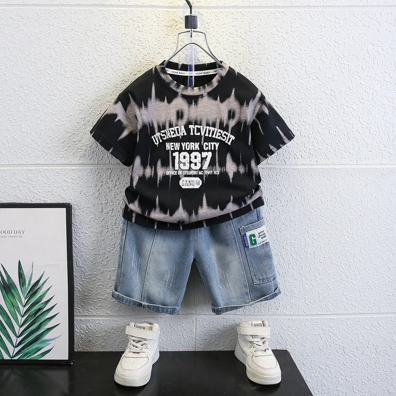 2 шт./комплект футболка с коротким рукавом и джинсовые шорты
