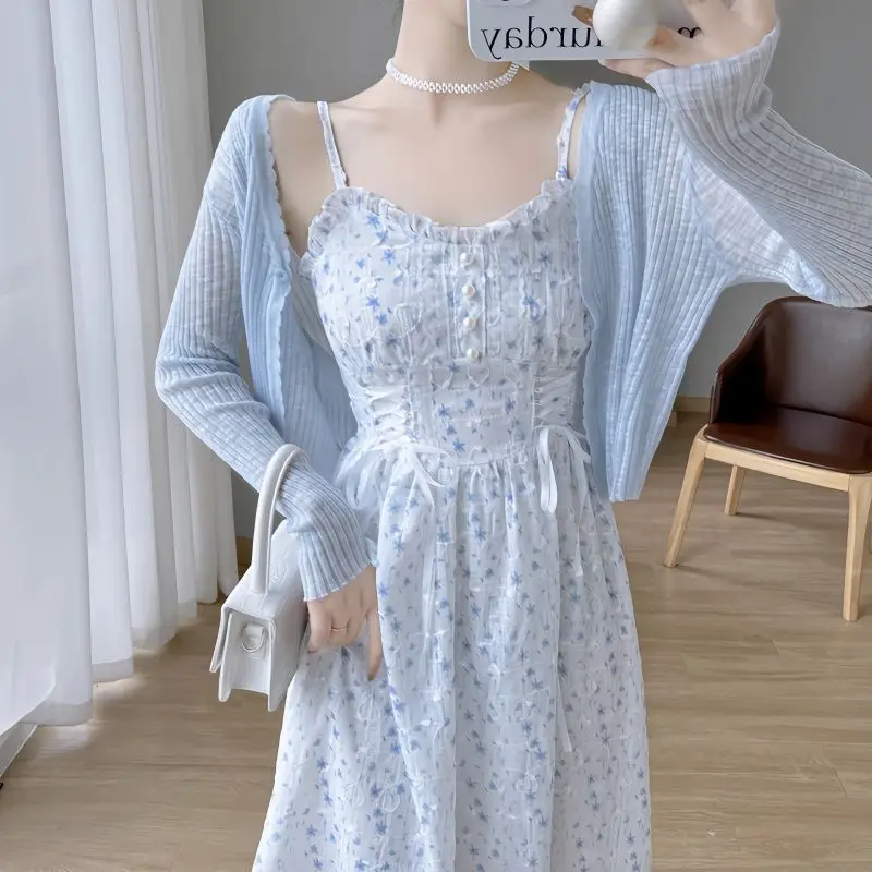 

Шифоновое платье с цветочным принтом, свободного покроя