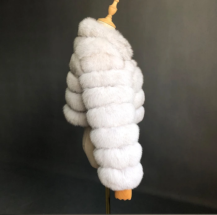 Luxury Natural Color Short Real Fur Coat Women Natural Fox Fur Overcoats Winter Nine Quarter Sleeves Warm Fashion Outwears