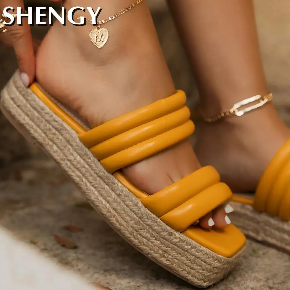 Женские сандалии без застежки повседневные пляжные шлепанцы на платформе с