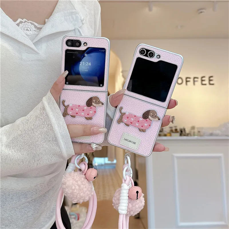 Чехол для телефона с короткой цепочкой Cute Sausage Dog Samsung Galaxy Z Flip6 Flip5 Flip4 Flip3 Cover Razr50 Ultra