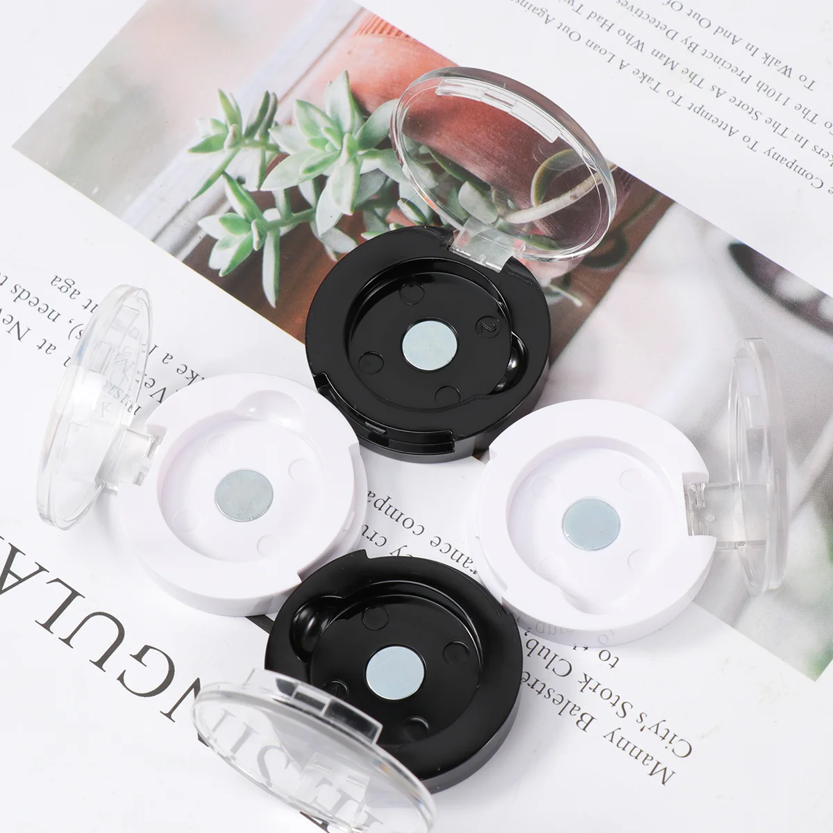 

4Pcs Reusable Powder Compact Container Makeup Powder Case Empty Box Subpackaging Container Makeup Powder Case with Sponge