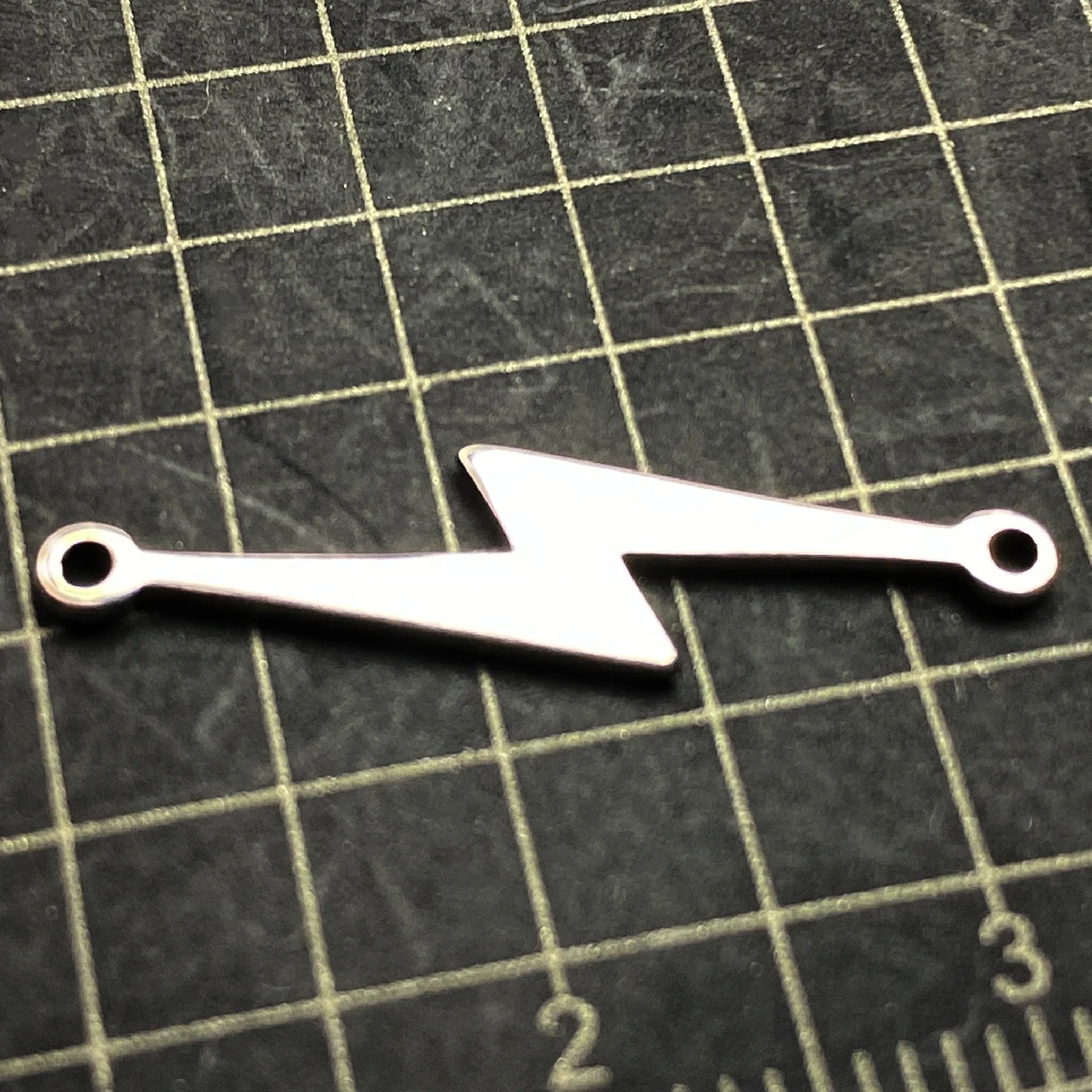 6-10 шт./упаковка, подвески из нержавеющей стали, 24 х7 мм Подвески с подсветкой в виде молнии, из нержавеющей стали