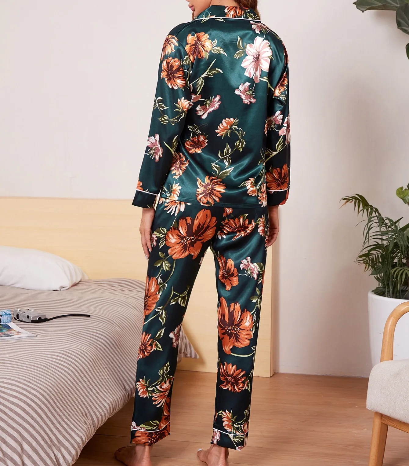 Pajamas Print Long Sleeves Shirt Pant Sleep Suit Lapel Home Clothing Women Sleepwear Ice Silk Homewear Cardigan 2pcs