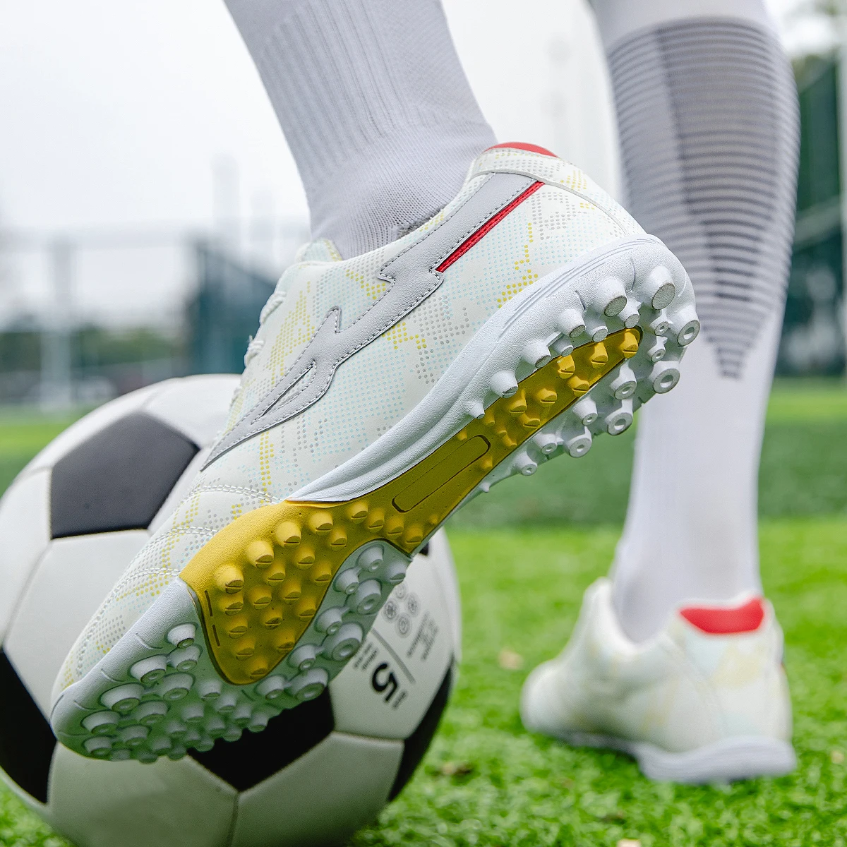 Женские Футбольные Бутсы С Резиновой Подошвой Из Микрофибры Дышащей Сеткой Для