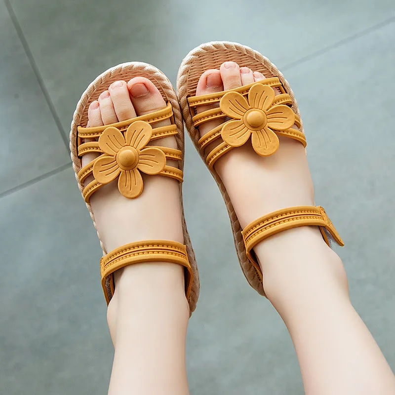 Girls sandals 2022 summer new children's fashion soft-soled princess shoes little girl baby shoes all-match