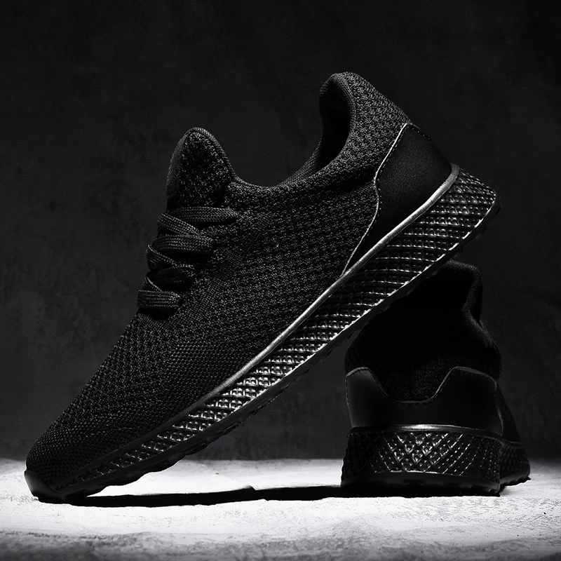 Hot Sale Knitting Light Men's Running Shoes Summer Breathable Men Sports Shoes Anti-slip Man Training Sneakers Large Size 39-48