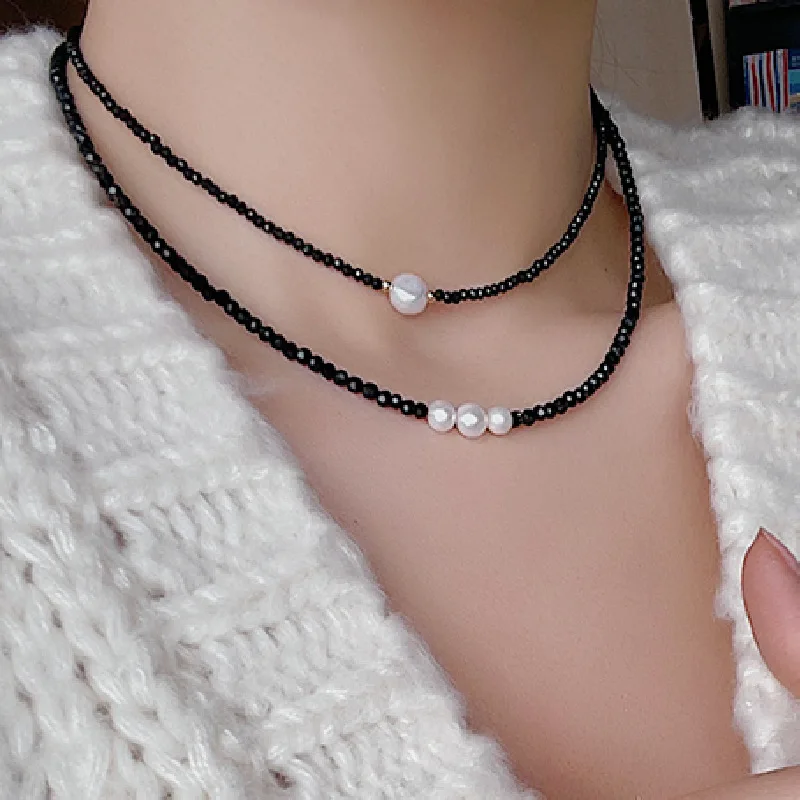 

Korean Black Crystal Freshwater Pearl Necklace for Women Two-piece Beaded Clavicle Chain Necklaces