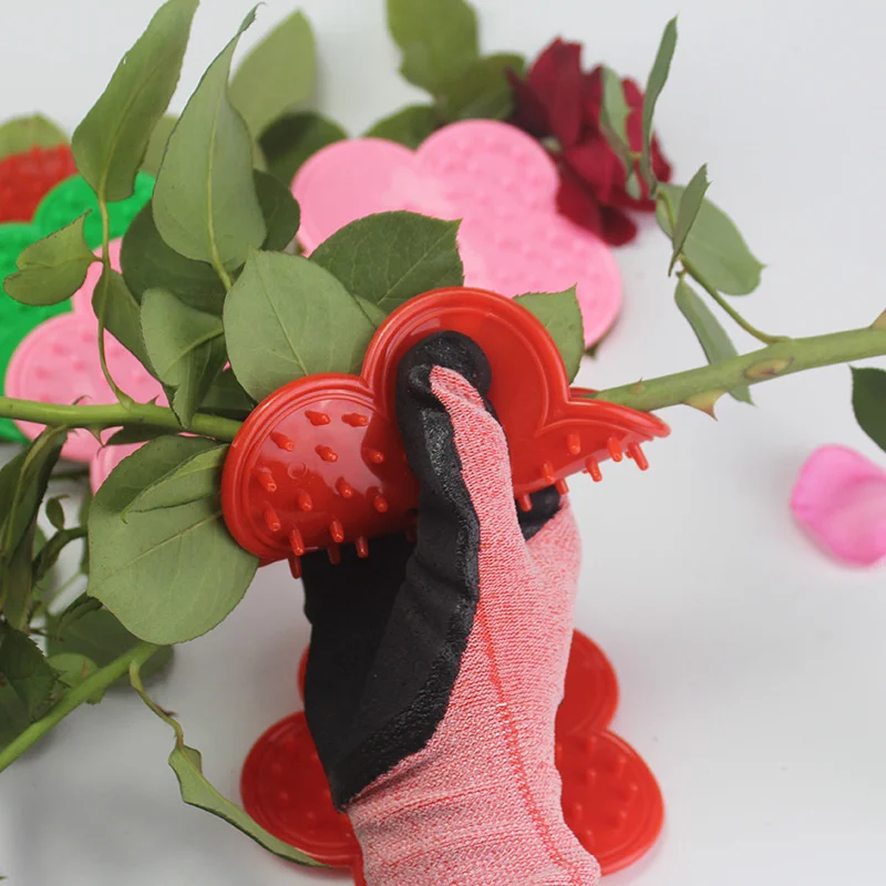 

1PC Pink Plastic DIY Cut Tool Florist Flower Rose Thorn Stem Leaf Stripper Rose Removing Burr Eco-friendly Garden Tool Green Red