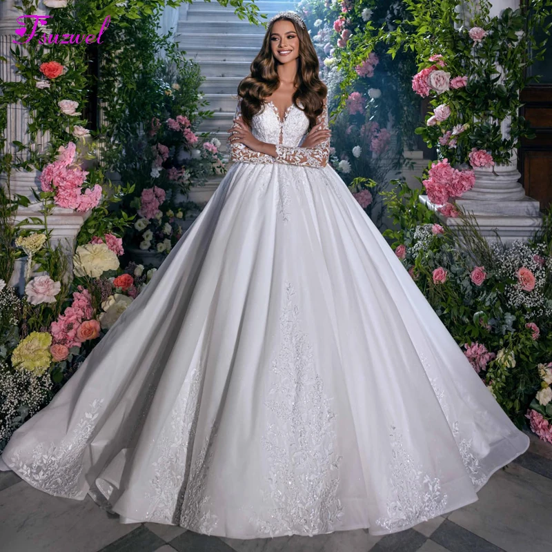 

Fsuzwel Gorgeous Appliques Chapel Train Ball Gown Wedding Dress 2023 Luxury Scoop Neck Beading Long Sleeve Vintage Bridal Gown