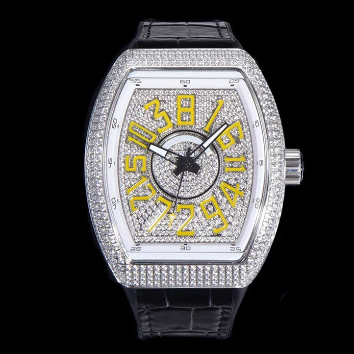 Серия Crazy Time оснащена автоматическим механизмом CA02 модные спортивные часы