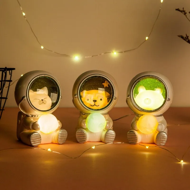 

Creative Cute Galaxy Guardian Cute Pet Spaceman Night Light Modern Personality Bedroom Jewelry Ornaments Star Lamp Gift