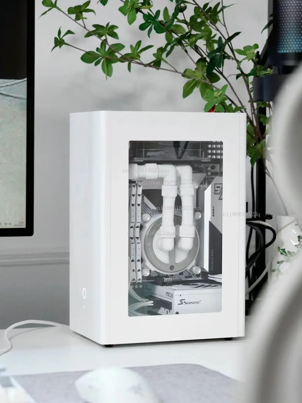 Фото Мини-корпус AKLLA A3 ITX с ЧПУ-обработкой, поддержка игровой батареи с водяным охлаждением 120 мм. №2
