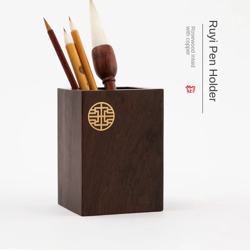 Chinese-style multi-purpose pencil holder with large capacity and simple office supply