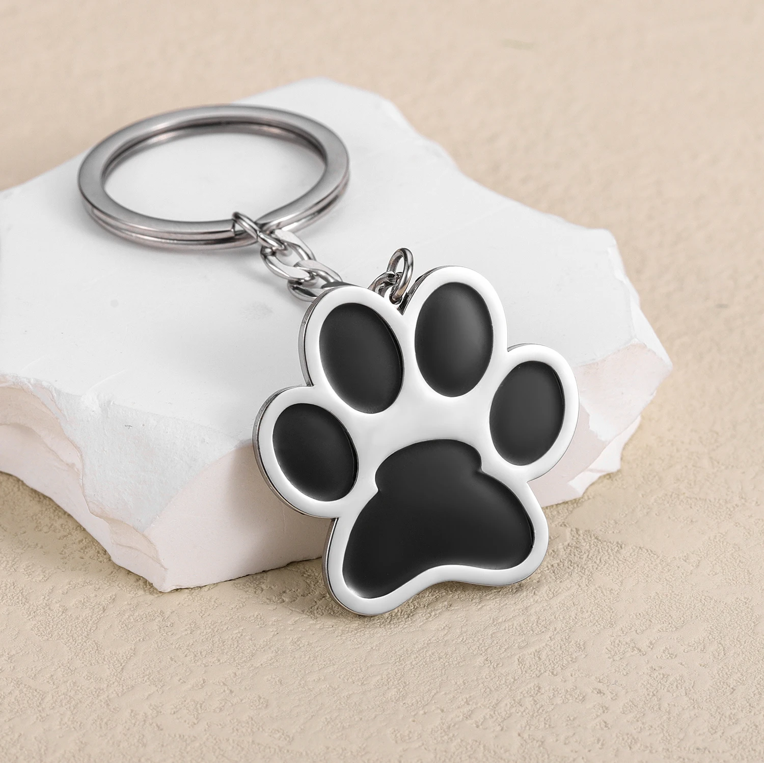 

Custom Enamel Paw Print Keychain Personalised Engraving Text On Back Colorful Animal Claw Foot Print Keyring Gift For Dog Owners