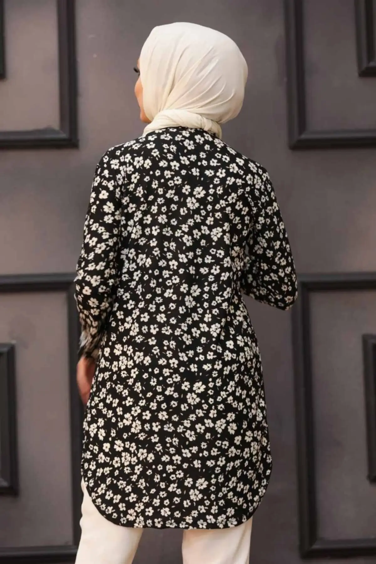 

Black Hijab is patterned Tunic Muslim Tunic 2021 Fashion