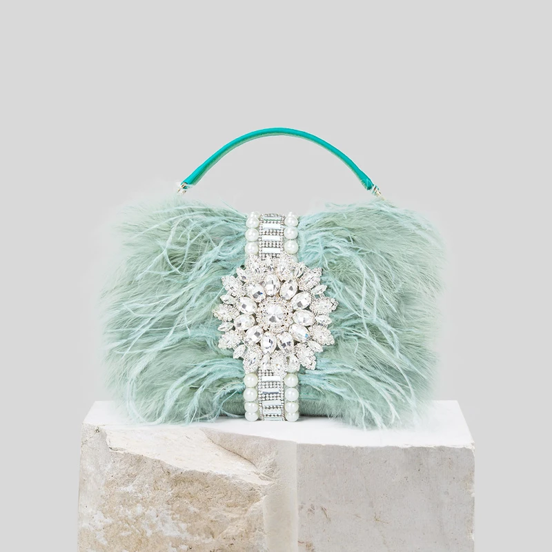 

Winter Women Fashion Handbags New Elegant Crystal Ostrich Feather Fur Dinner Dress Purses Designer Ladies Chain Crossbody Bags