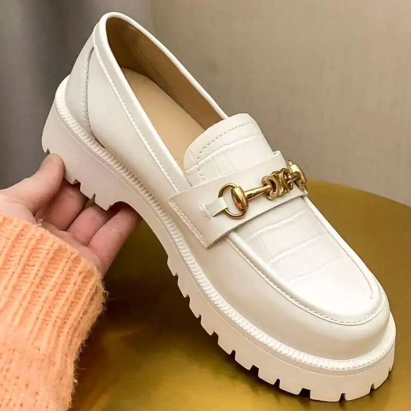 

Luxury Brand Woman Loafers Women's Spring Autumn Leather Embossed Thick Sole Round Toe Retro British Style Slip-On Women's Shoes