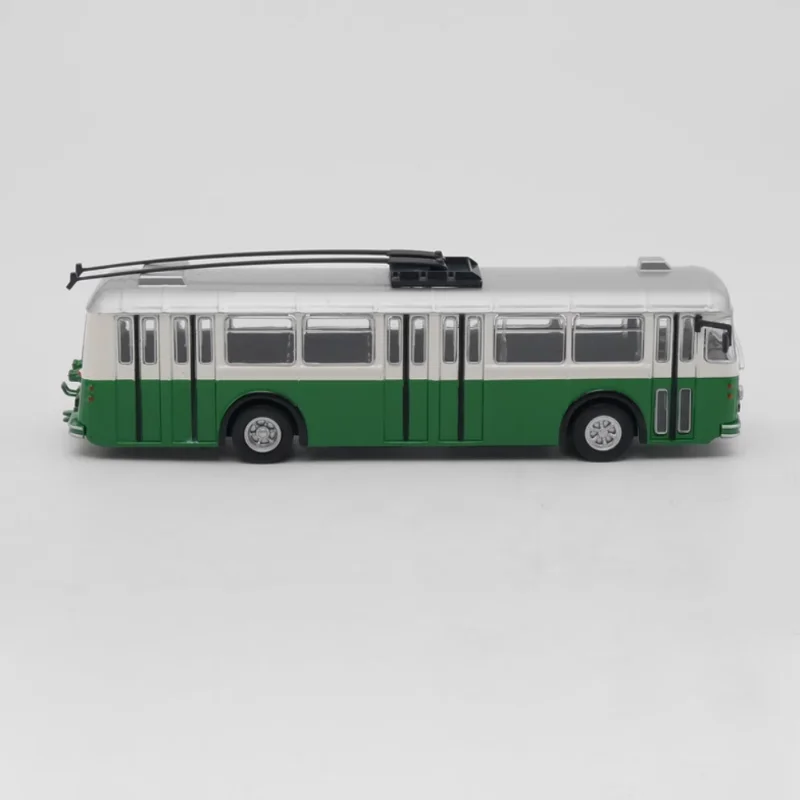 Модель автомобиля из сплава Ist Saurer T4 масштаб 1:72 литье под давлением