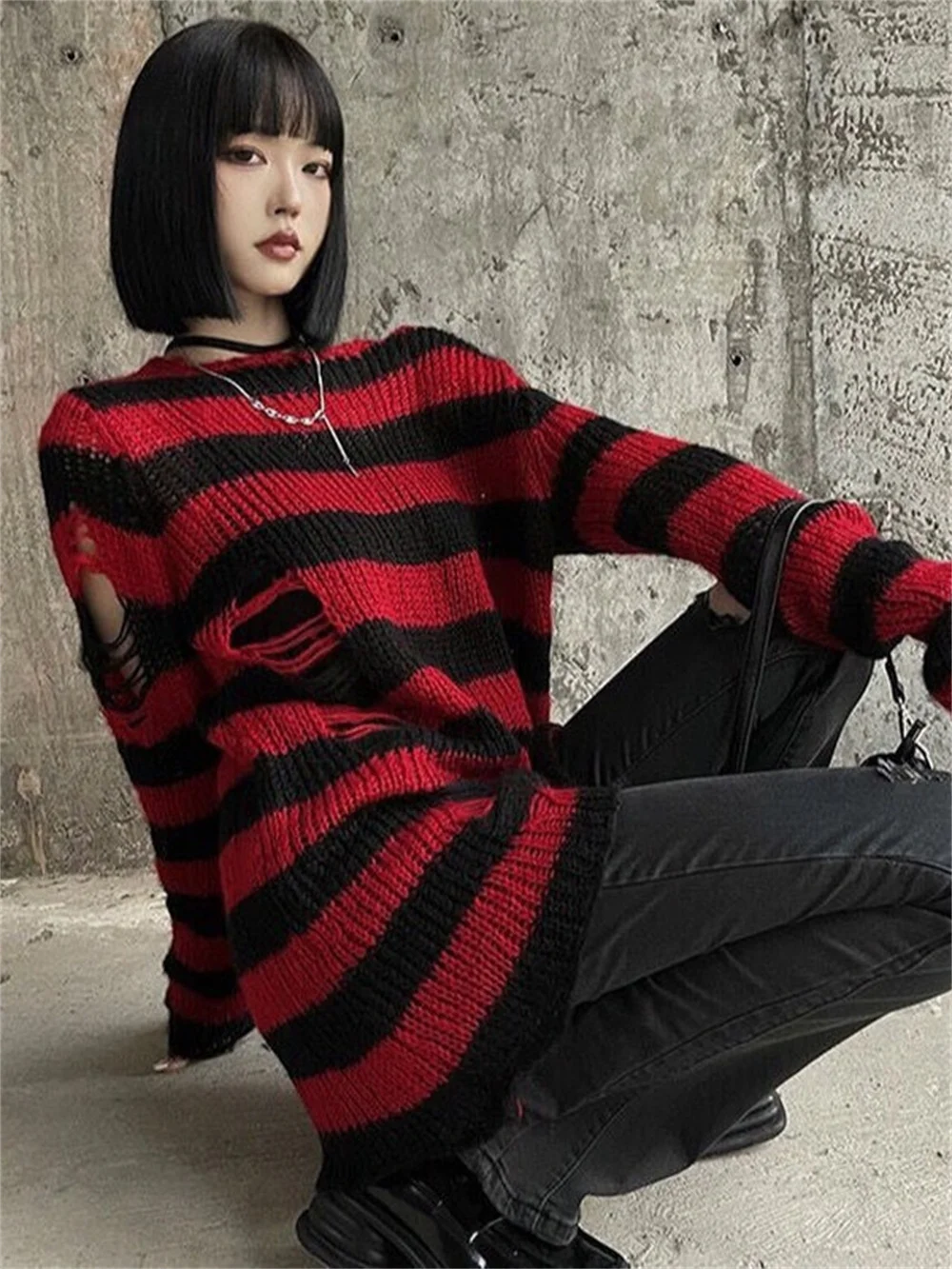 Женский пуловер в полоску свободный свитер готическом стиле вязаный гранж и феи
